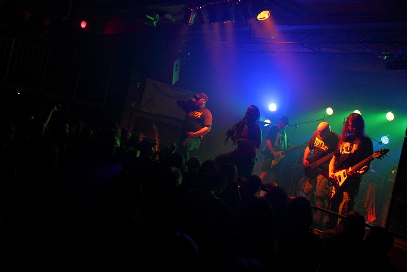 Totem - koncert: Frontside, Totem, Katowice 'Mega Club' 7.11.2010