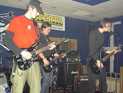 6'null - koncert: Indukti, 6'null, Eulogy, Warszawa 'Progresja' 7.01.2005 (część I)