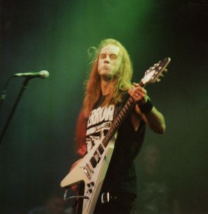 Behemoth - koncert: Mystic Festival 2001: Mayhem, Children Of Bodom, Zyklon, Behemoth, Kraków 'Hala Wisły' 13.10.2001