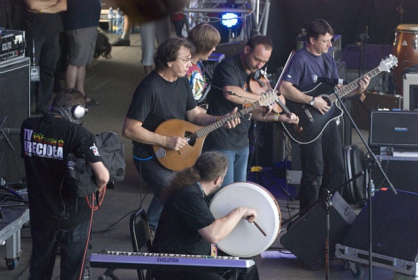 Carrantuohill - koncert: Sham 69, Senor Coconut and His Orchestra, Carrantuohill (Przystanek Woodstock 2009), Kostrzyn 1.08.2009