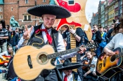 Gitarowy rekord Guinnessa - koncert: Gitarowy rekord Guinnessa, Wrocław 'Rynek' 1.05.2016