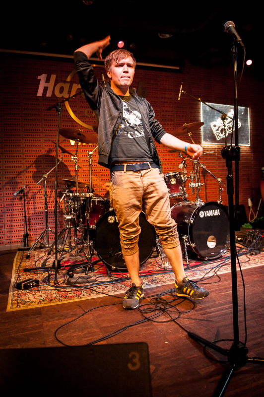 Vagitarians - koncert: Vagitarians (elektrycznie), Warszawa 'Hard Rock Cafe' 26.06.2012