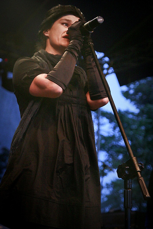 Fading Colours - koncert: Fading Colours, Dreadful Shadows (Castle Party 2009), Bolków 25.07.2009