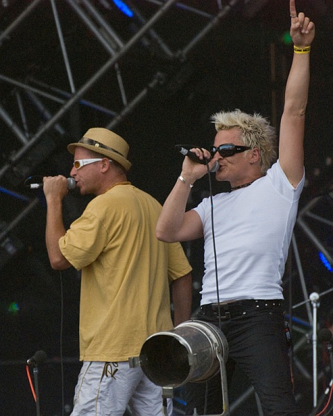 Blenders - koncert: Blenders, Ares and The Tribe (Przystanek Woodstock 2009), Kostrzyn 31.07.2009