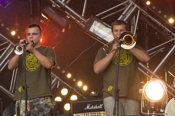 Ares and The Tribe - koncert: Blenders, Ares and The Tribe (Przystanek Woodstock 2009), Kostrzyn 31.07.2009