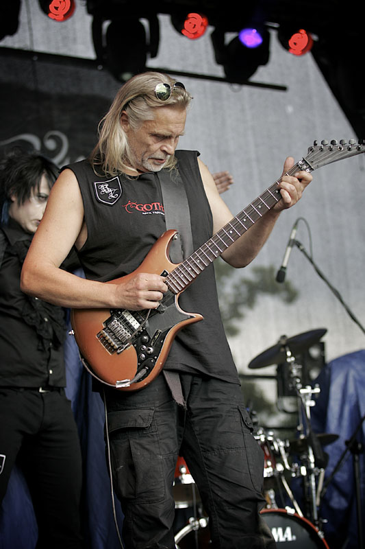 Bratrstvo Luny - koncert: Controlled Collapse, Bratrstvo Luny, Reactor7X ('Castle Party 2011'), Bolków 'Zamek' 24.07.2011