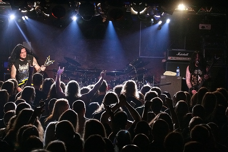 Krisiun - koncert: Krisiun, Grave, Wrocław 'W-Z' 18.11.2009