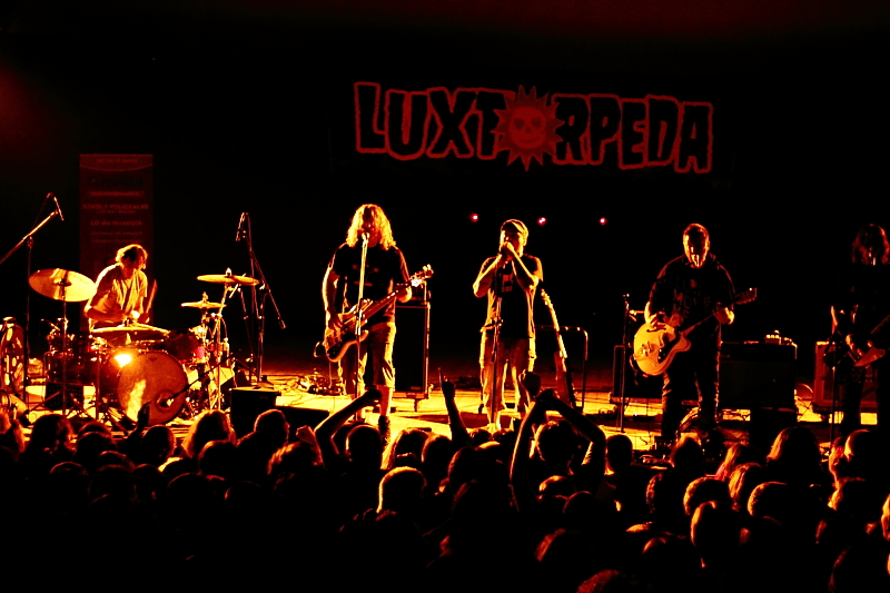 Luxtorpeda - koncert: Luxtorpeda, Lublin 'Muszla Koncertowa w Ogrodzie Saskim' 2.09.2011