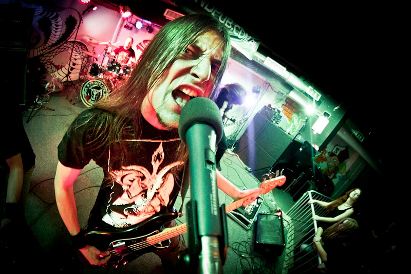 Saratan - koncert: Saratan, Tychy 'Underground Pub' 15.12.2012