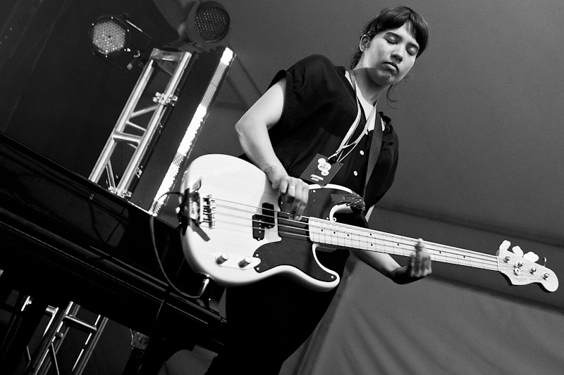 Savages - koncert: Savages ('Off Festival 2012'), Katowice 3.08.2012