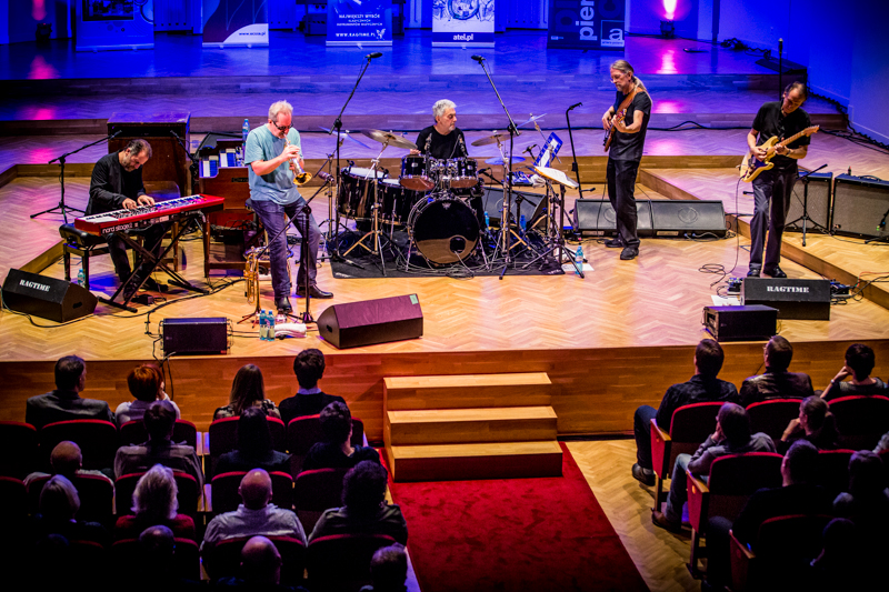 Steve Gadd Band - koncert: Steve Gadd Band, Katowice 'Filharmonia Śląska' 15.11.2015