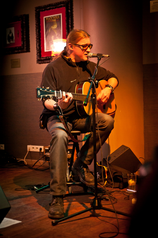 Maciej Balcar i Nie-bo - koncert: Maciej Balcar & Nie-Bo ('Granie na żywo'), Warszawa 'Hard Rock Cafe' 6.02.2012