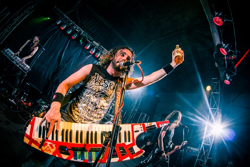 Alestorm - koncert: Alestorm, Zabrze 'CK Wiatrak' 11.10.2013