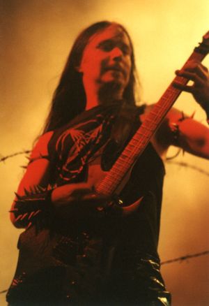 Mayhem - koncert: Mystic Festival 2001: Mayhem, Children Of Bodom, Zyklon, Behemoth, Kraków 'Hala Wisły' 13.10.2001