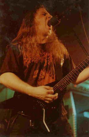 Vader - koncert: Vader, Decapitated, Trauma, Poznań 'Eskulap' 20.03.2001