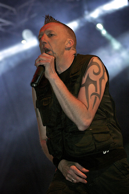 Suicide Commando - koncert: Project Pitchfork, Suicide Commando ('Castle Party 2011'), Bolków 'Zamek' 24.07.2011