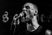 Owls Woods Graves - koncert: Owls Woods Graves, Ostrawa 'Barrak' 8.10.2024