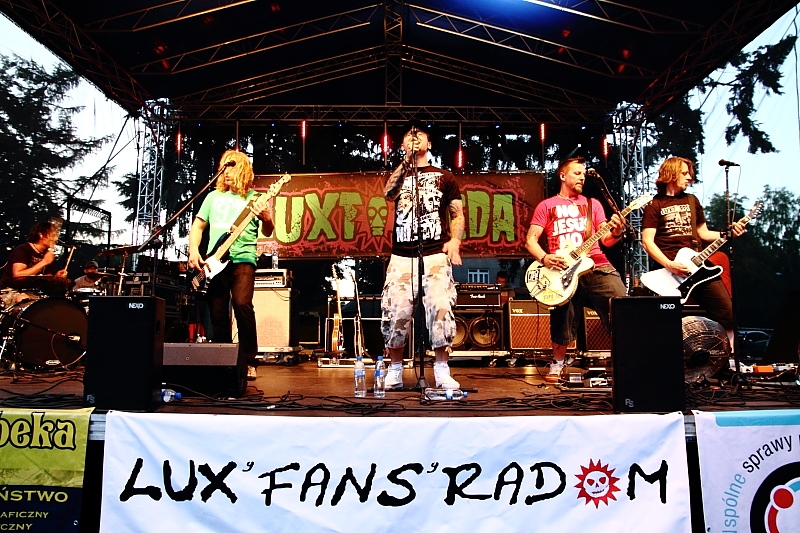 Luxtorpeda - koncert: Luxtorpeda ('Wolpreza'), Piaseczno 'Park Miejski' 20.06.2013