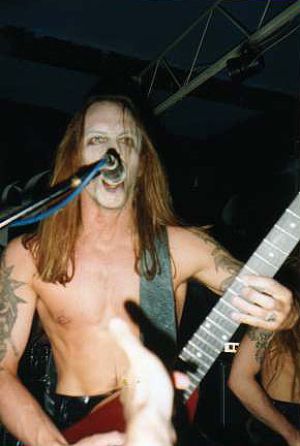 Behemoth - koncert: Behemoth, Devilyn, Kraków 'Koziorożec' 15.05.2000