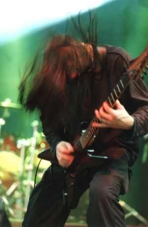 Sinister - koncert: Mystic Festival 2001: Sinister, Source Of Tide, Devilyn, Cemetery Of Scream, Kraków 'Hala Wisły' 13.10.2001