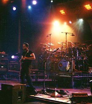 Dream Theater - koncert: Dream Theater, Kraków 'Hala Wisły' 28.06.2002