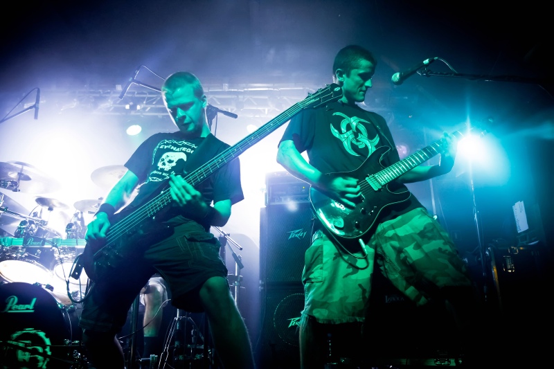 Toxic Bonkers - koncert: Fear Factory, Toxic Bonkers, Kraków 'Loch Ness' 10.08.2010