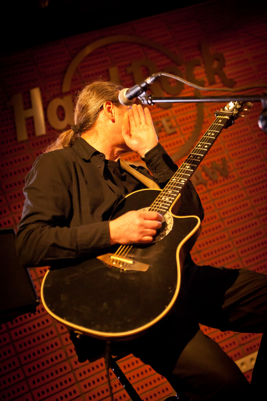 Marek Piekarczyk - koncert: Marek Piekarczyk ('Granie na Żywo'), Warszawa 'Hard Rock Cafe' 19.12.2011