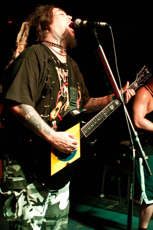 Soulfly - koncert: Soulfly, Los Pierdols, Kraków 'Loch Ness' 12.06.2010