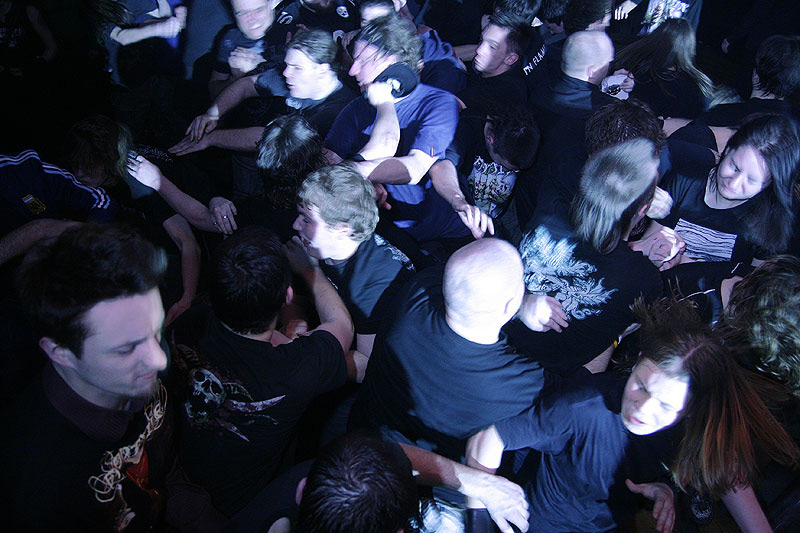 koncert: Frontside, Supergroup, Vans - zdjęcia fanów - Wrocław 'Firlej' 20.03.2009