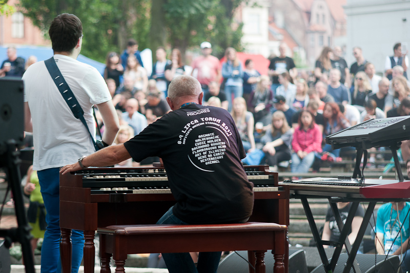 Halucynacje - koncert: Halucynacje, Toruń 'Muzeum Etnograficzne' 8.07.2017