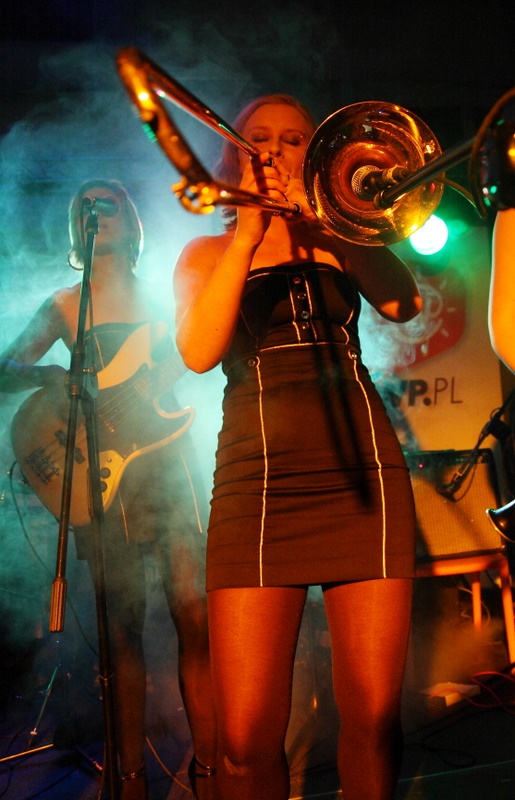 koncert: Koalicja Sił Jamajskich gra dla Haiti (część 1), Warszawa '1500 m2' 27.02.2010