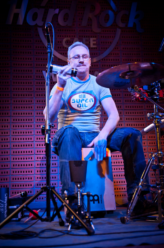 Maciej Balcar i Nie-bo - koncert: Maciej Balcar & Nie-Bo ('Granie na żywo'), Warszawa 'Hard Rock Cafe' 6.02.2012