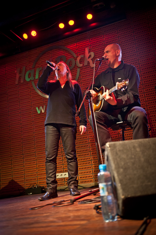 Marek Piekarczyk - koncert: Marek Piekarczyk ('Granie na Żywo'), Warszawa 'Hard Rock Cafe' 19.12.2011