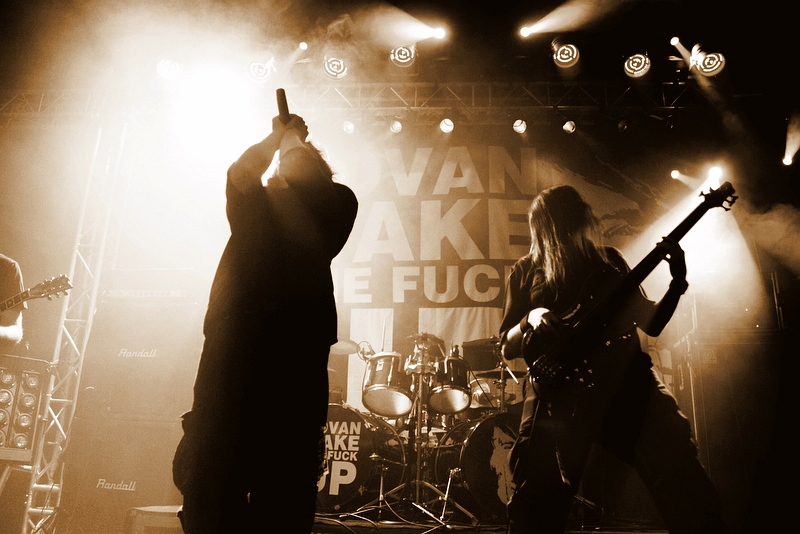 Heart Attack - koncert: Anal Stench, Redemptor, Heart Attack ('Covan Wake The Fuck Up Tour 2012'), Kraków 'Kwadrat' 28.01.2012
