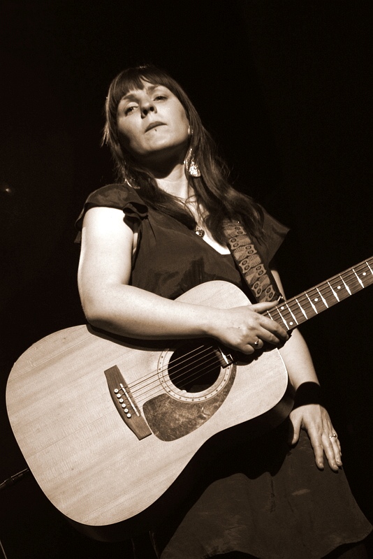 Girls With Guitars - koncert: Girls With Guitars ('Gala Blues Top'), Chorzów 'Teatr Rozrywki' 30.04.2011