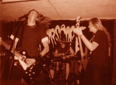 Chain Reaction - koncert: Horrorscope, Chain Reaction, Warszawa 'Metal Cave' 2.10.2004