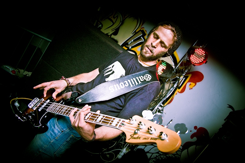 Gallileous - koncert: Gallileous, Tychy 'Underground Pub' 19.04.2013