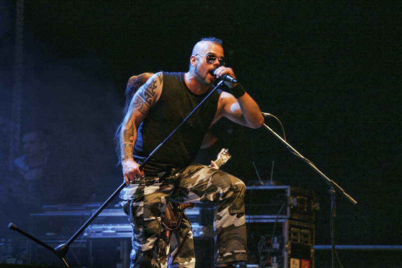 Sabaton - koncert: Sabaton, Wrocław 'Zajezdnia MPK' 2.09.2011