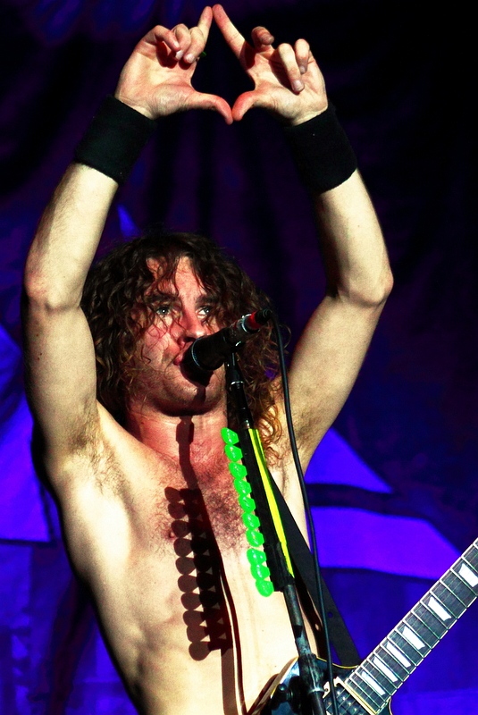 Airbourne - koncert: Airbourne ('Masters Of Rock 2011'), Vizovice 15.07.2011