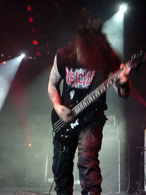 Krisiun - koncert: Metalmania 2004, Katowice 'Spodek' 13.03.2004 (duża scena)