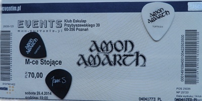 Amon Amarth, bilet i kostki J. Soderberga i O. Mikkonena, Poznań 26.04.2014, fot. Mikele Janicjusz