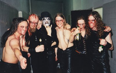 Einherjer & King Diamond (od lewej do prawej: Aksel Herloe, Frode Glesnes, (?), King Diamond, (?), Gerhard Storesund i Ragnar Vikse), fot. z archiwum Frodego Glesnesa Einherjer & King Diamond (od lewej do prawej: Aksel Herloe, Frode Glesnes, (?), King Diamond, (?), Gerhard Storesund i Ragnar Vikse), fot. z archiwum Frodego Glesnesa