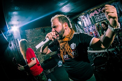 Lostbone, Sosnowiec "2 Doors" 22.11.2013, fot. Verghityax