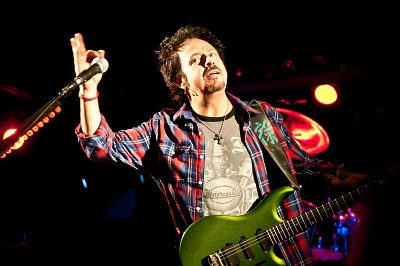 Steve Lukather, Warszawa 15.02.2011, fot. Lazarroni