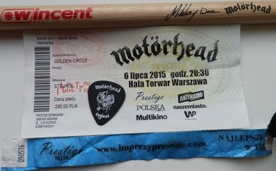 Motorhead, gadżety koncertowe, Warszawa 6.07.2015, fot. Mikele Janicjusz